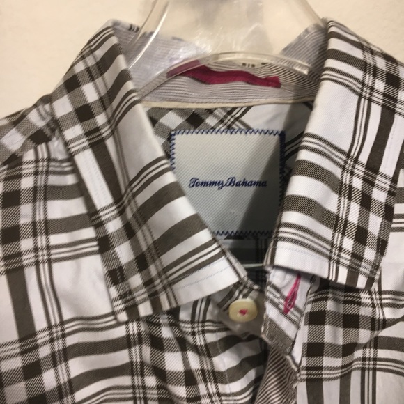 Tommy Bahama very nice shirt - Picture 2 of 4